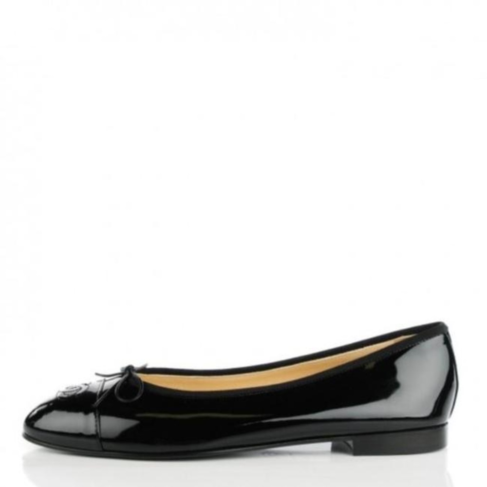 Chanel ballerine